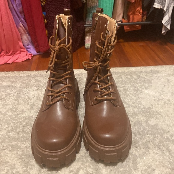 Brown fashion nova boots - Picture 3 of 5